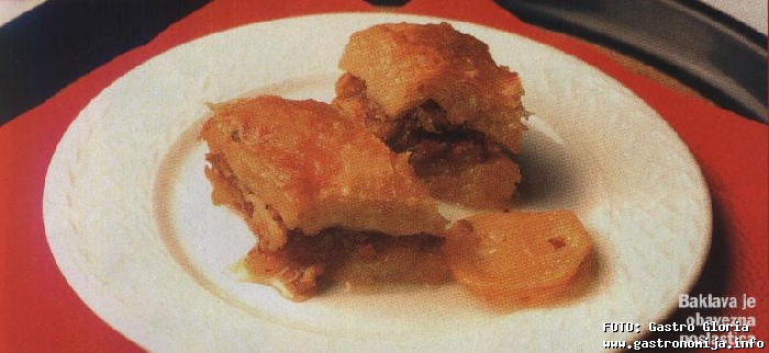 BAKLAVA - Bebi Dol