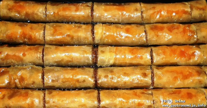 CIGARET BAKLAVA