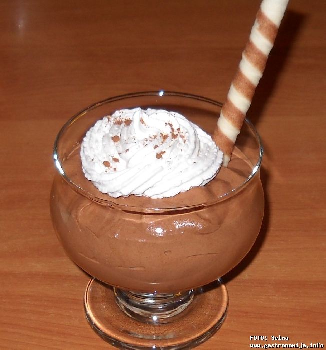 ČOKOLADNI MOUSSE